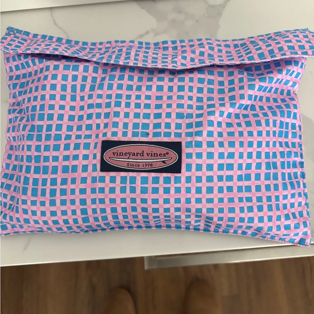 Vineyard Vines Boys Swimsuit Blue Pink Grid Size M (12-14) EUC